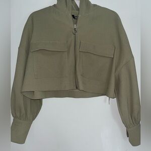 Cropped Olive Green Zara Jacket with Zipper